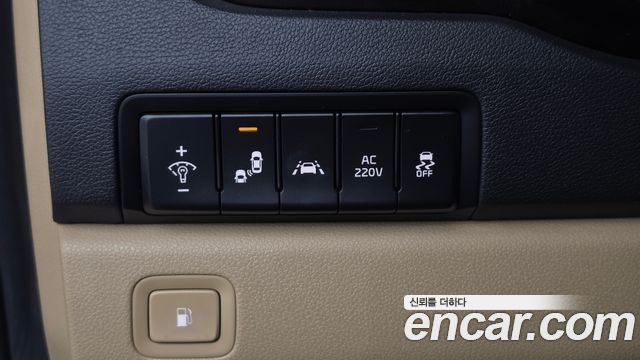 Kia Carnival 9-Seater Noblesse Special 2019 — фото 18