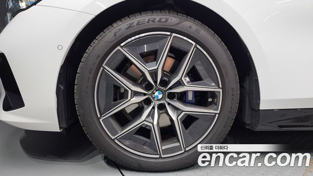 BMW 5 Series (G60) 520i M Sport 2026 — фото 5