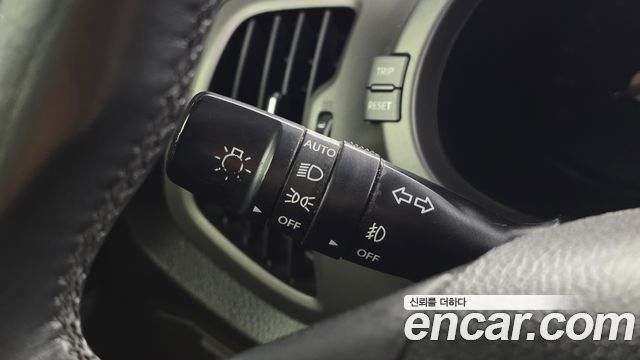 Kia Sportage R Diesel 2WD Trendy 2014 — фото 17