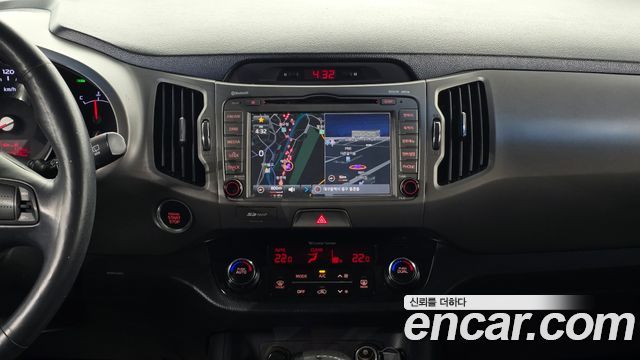 Kia Sportage R Diesel 2WD Trendy 2014 — фото 19