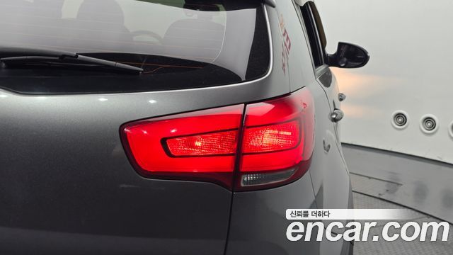 Kia Sportage R Diesel 2WD Trendy 2014 — фото 23