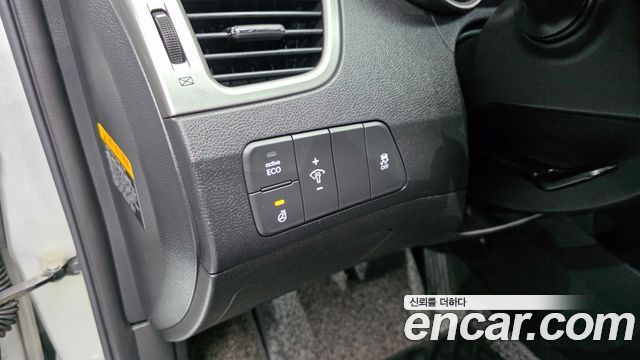 Hyundai Avante (MD) M16 GDI Avenue 2013 — фото 12