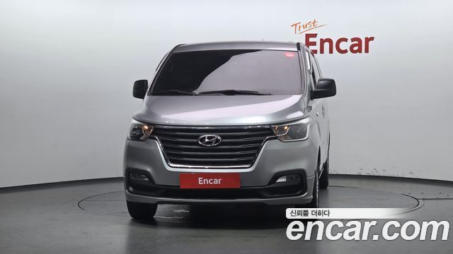 Hyundai Grand Starex Van 3-Seater Smart 2019 — фото 3