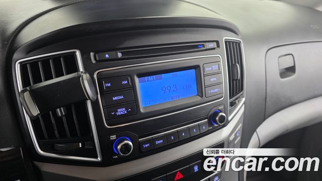 Hyundai Grand Starex Van 3-Seater Smart 2019 — фото 17