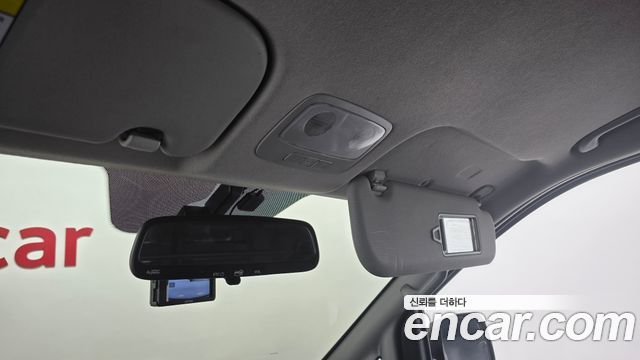 Hyundai Grand Starex Van 3-Seater Smart 2019 — фото 19