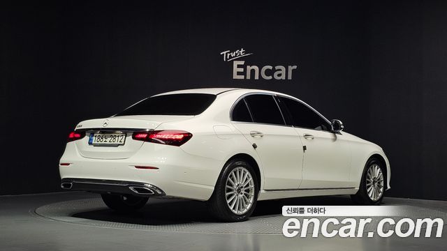 Mercedes-Benz E-Class (W213) E250 Exclusive 2021 — фото 2