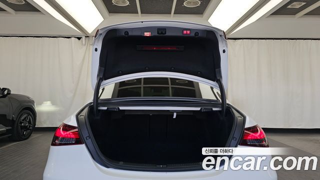 Mercedes-Benz E-Class (W213) E250 Exclusive 2021 — фото 20