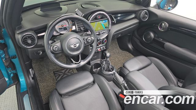MINI Cooper Convertible Standard 3rd Generation 2017 — фото 7