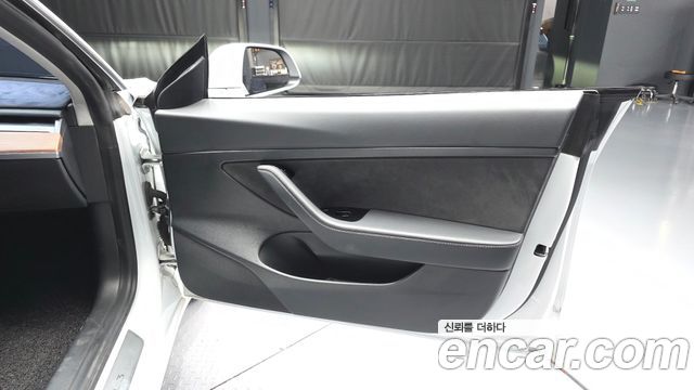 Tesla Model 3 Standard Range Plue RWD 2020 — фото 24