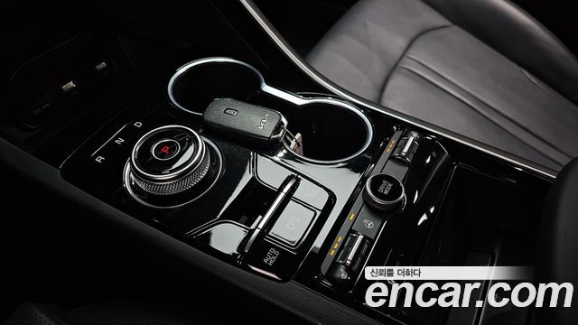 Kia K5 Hybrid (III) Trendy 2023 — фото 9