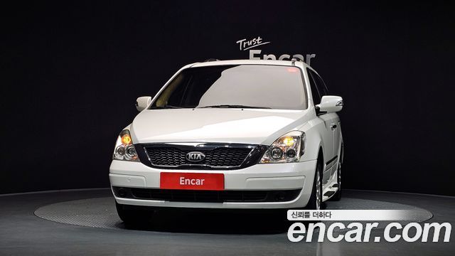 Kia Carnival R New Carnival Limousine GLX High-Deluxe 2013 — фото 3