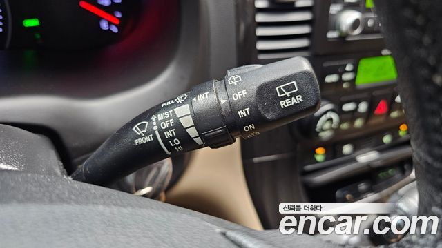 Kia Carnival R New Carnival Limousine GLX High-Deluxe 2013 — фото 19