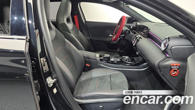 Mercedes-Benz A-Class (W177) AMG A45 4MAITC+ Hatchback 2023 — фото 26