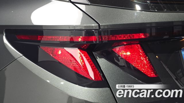 Hyundai Tucson (NX4) Gasoline 1.6 Turbo 2WD Premium 2021 — фото 23