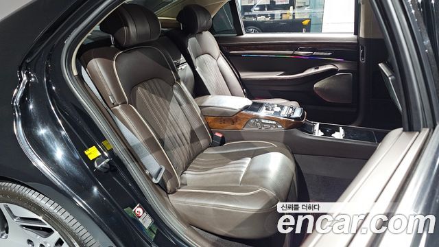 Genesis EQ900 5.0 GDI AWD Limousine Prestige 2016 — фото 11