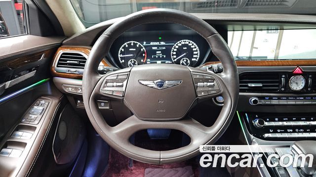 Genesis EQ900 5.0 GDI AWD Limousine Prestige 2016 — фото 13