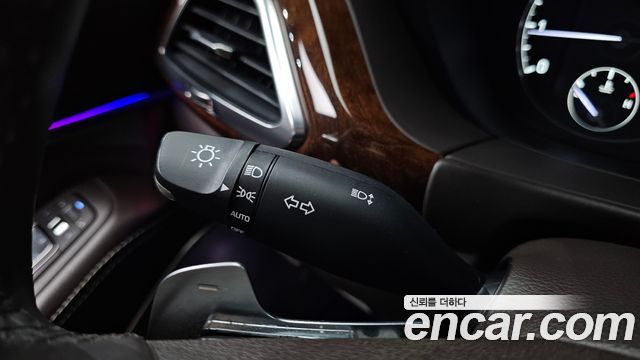 Genesis EQ900 5.0 GDI AWD Limousine Prestige 2016 — фото 35