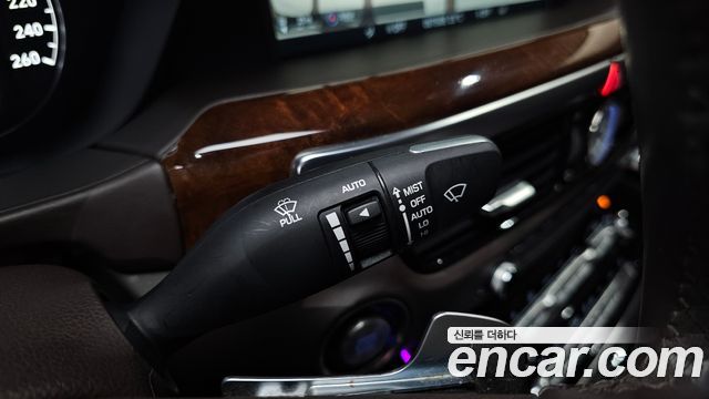 Genesis EQ900 5.0 GDI AWD Limousine Prestige 2016 — фото 36