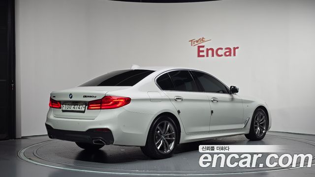 BMW 5 Series (G30) 520d xDrive M Sport Package Plus 2018 — фото 2