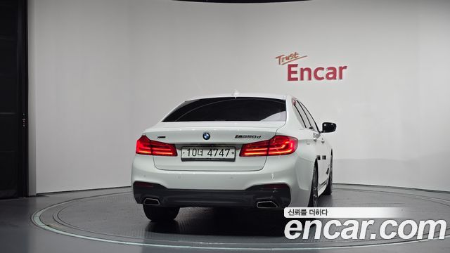 BMW 5 Series (G30) 520d xDrive M Sport Package Plus 2018 — фото 4