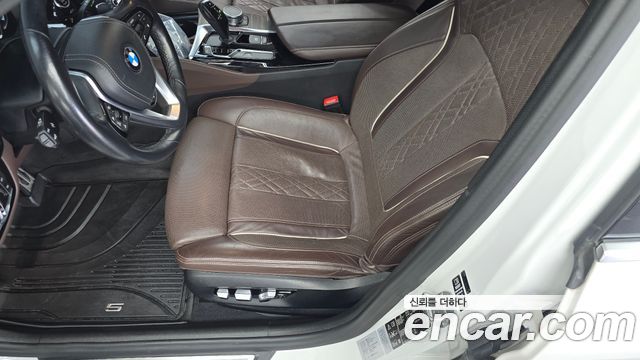 BMW 5 Series (G30) 520d xDrive M Sport Package Plus 2018 — фото 19
