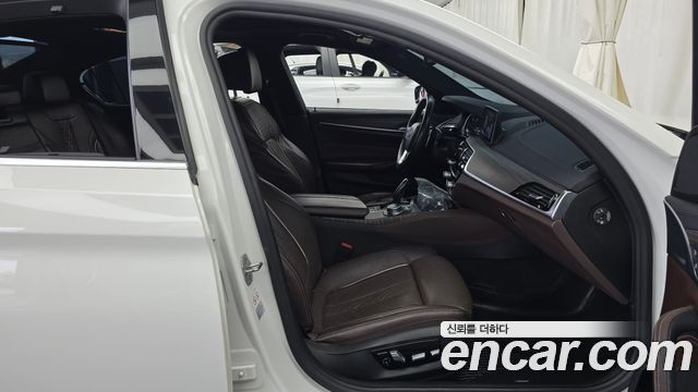 BMW 5 Series (G30) 520d xDrive M Sport Package Plus 2018 — фото 26