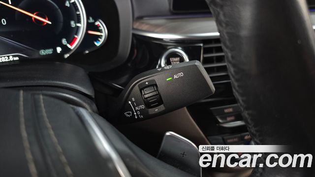 BMW 5 Series (G30) 520d xDrive M Sport Package Plus 2018 — фото 28