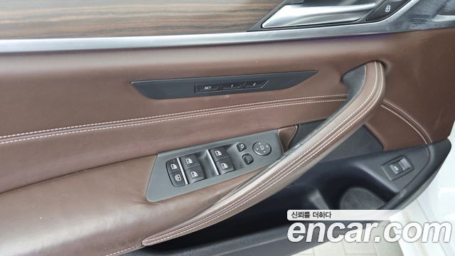BMW 5 Series (G30) 520d xDrive M Sport Package Plus 2018 — фото 29