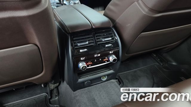 BMW 5 Series (G30) 520d xDrive M Sport Package Plus 2018 — фото 31