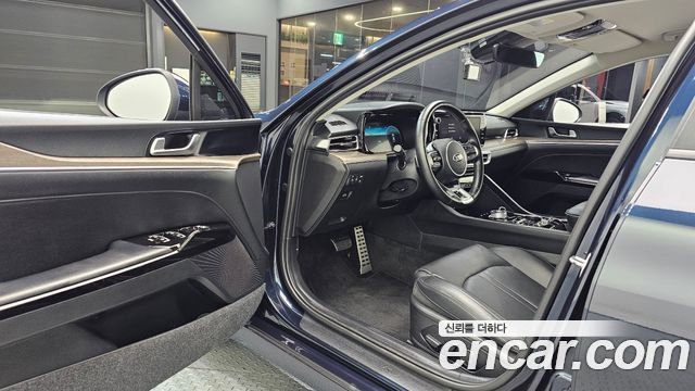 Kia K5 (III) 2.0 Noblesse 2020 — фото 10