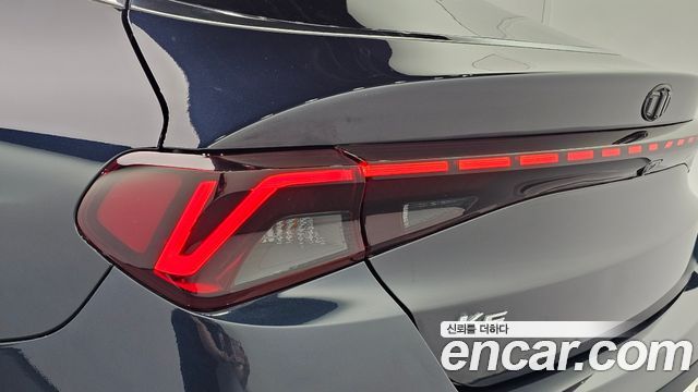 Kia K5 (III) 2.0 Noblesse 2020 — фото 23