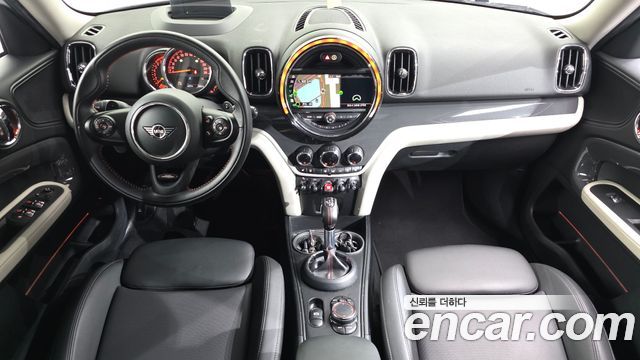 MINI Cooper S Countryman ALL4 2nd 2019 — фото 7