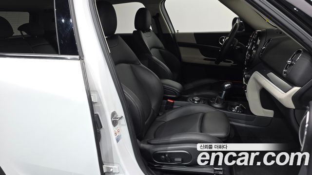 MINI Cooper S Countryman ALL4 2nd 2019 — фото 15