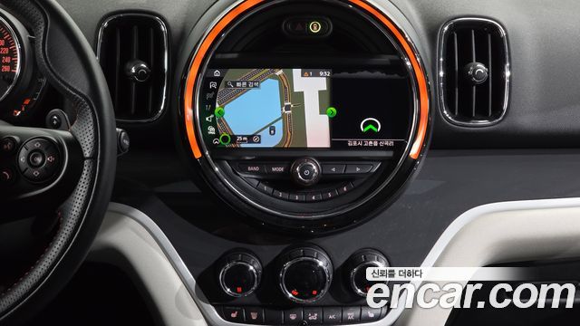 MINI Cooper S Countryman ALL4 2nd 2019 — фото 18