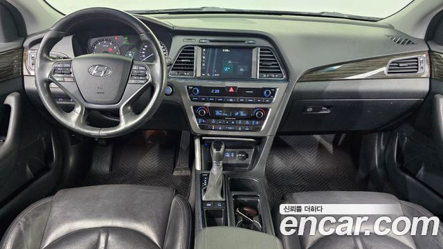 Hyundai Sonata (LF) 2.0 Premium 2015 — фото 7