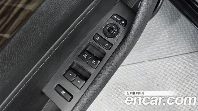 Hyundai Sonata (LF) 2.0 Premium 2015 — фото 27