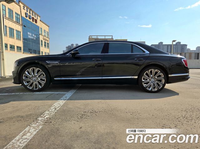Bentley Flying Spur (IV) 4.0 Muliner 2025 — фото 3