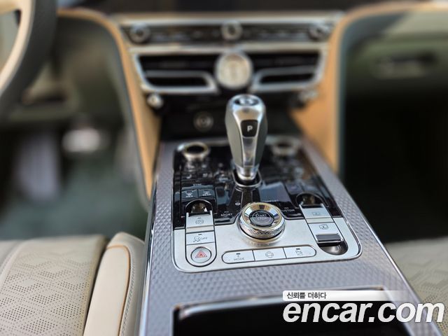 Bentley Flying Spur (IV) 4.0 Muliner 2025 — фото 16