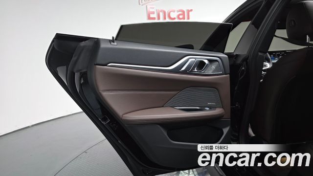 BMW i4 eDrive40 M Sports Pro 2023 — фото 25