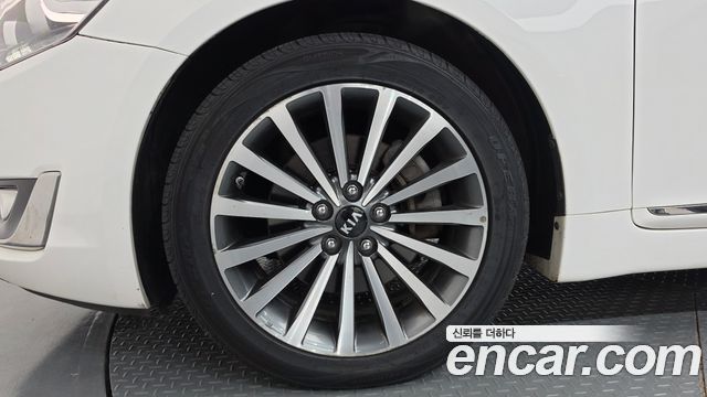Kia K7 LPI 3.0 Prestige 2016 — фото 5