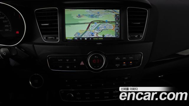 Kia K7 LPI 3.0 Prestige 2016 — фото 13
