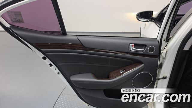 Kia K7 LPI 3.0 Prestige 2016 — фото 25