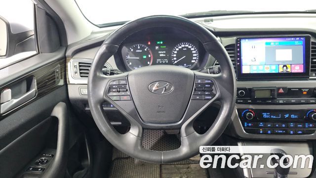 Hyundai Sonata (LF) 1.7 Diesel Smart Special 2016 — фото 15