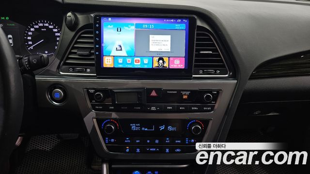 Hyundai Sonata (LF) 1.7 Diesel Smart Special 2016 — фото 16