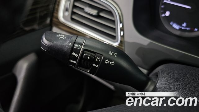 Hyundai Sonata (LF) 1.7 Diesel Smart Special 2016 — фото 18