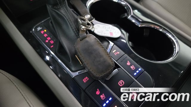 Kia Carnival 9-Seater Prstige 2019 — фото 16