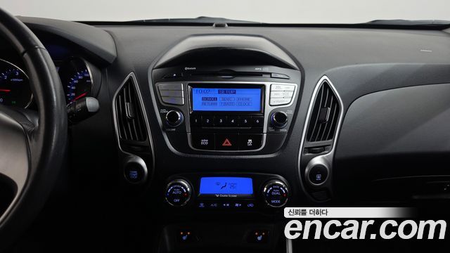 Hyundai Tucson ix Diesel 2WD LX20 Luxury 2011 — фото 12