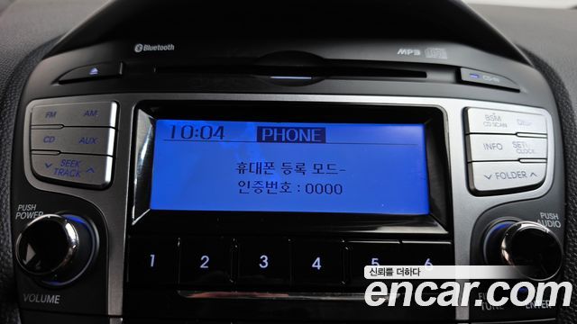 Hyundai Tucson ix Diesel 2WD LX20 Luxury 2011 — фото 17