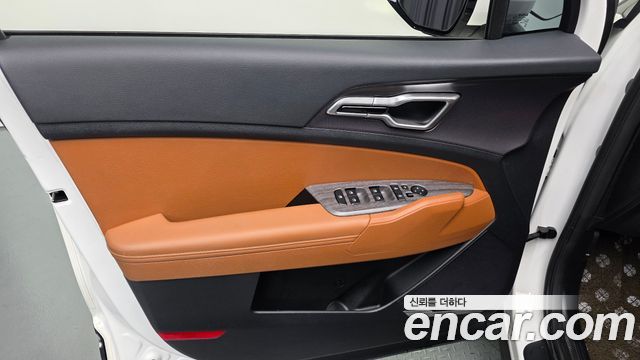 Kia Sportage (V) Gasoline 1.6 Turbo 2WD Nobleless 2024 — фото 24