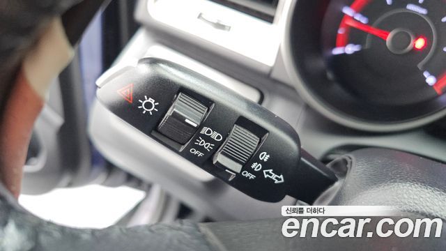 KG Mobility (SsangYong) Tivoli Diesel VX 2WD 2016 — фото 19